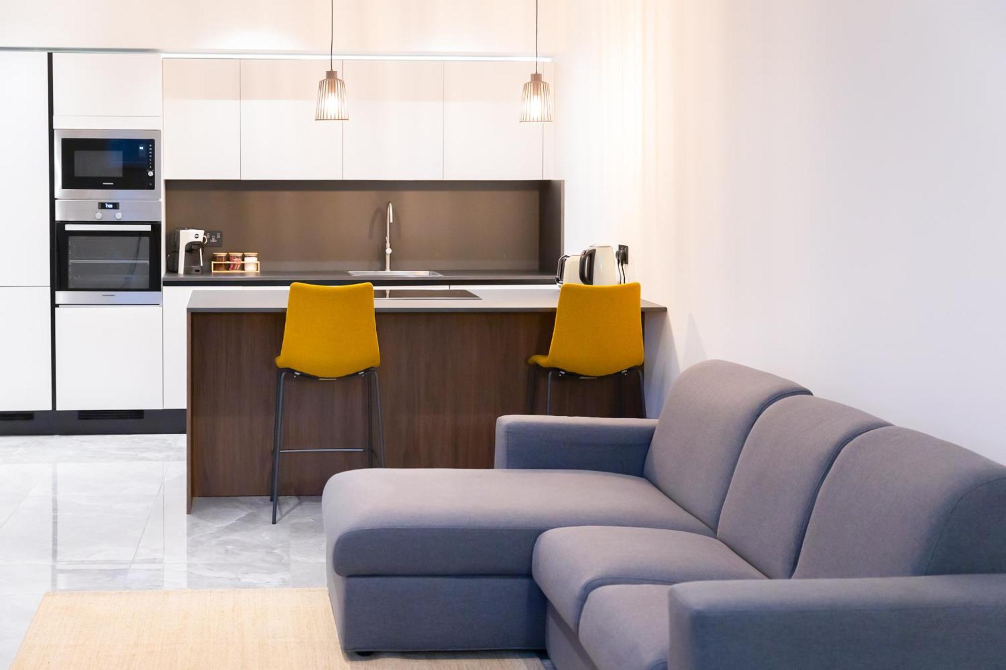 Florette Suite 1Br With Stunning Lounge Terrace By Arcobnb Il-Furjana Exteriör bild